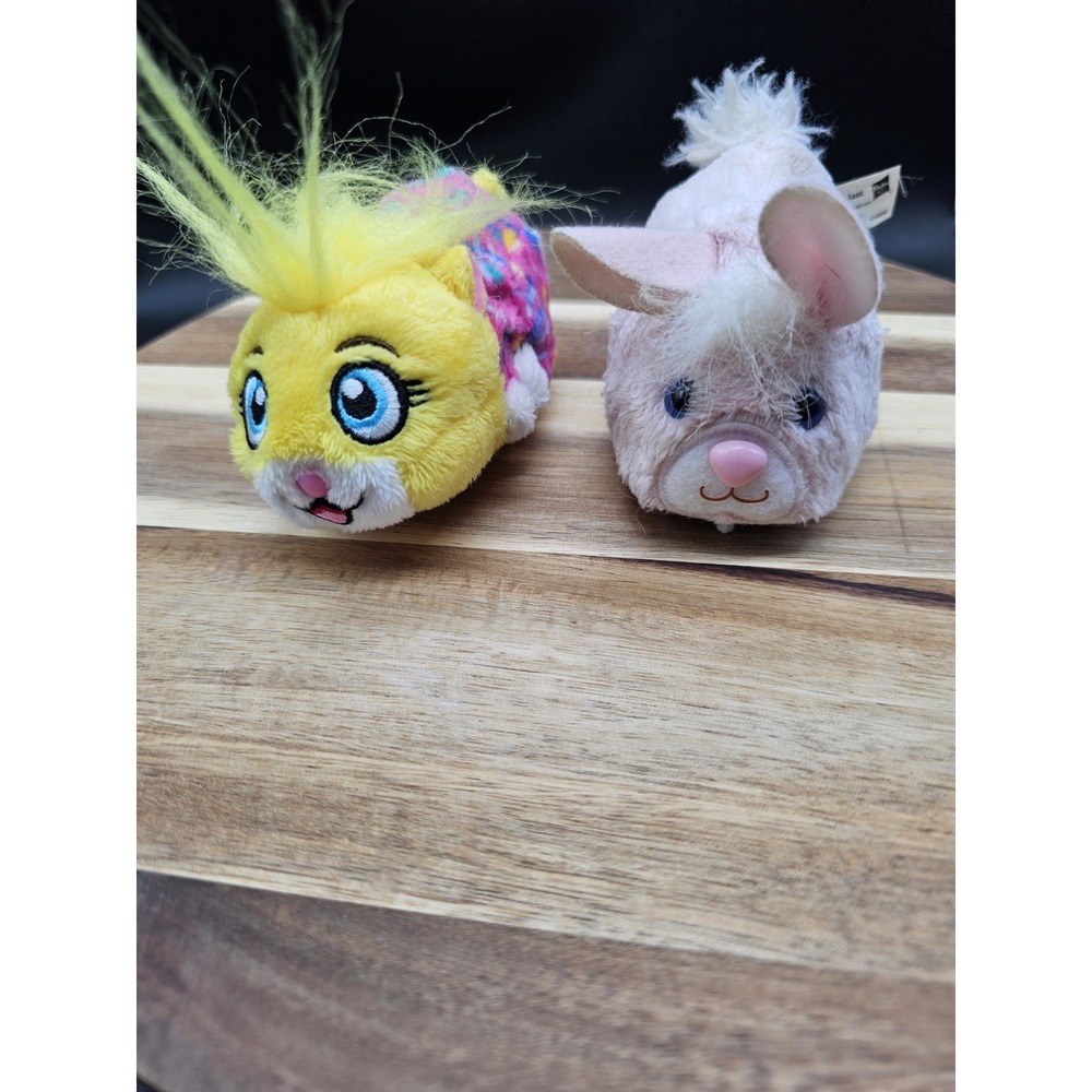 Zhu Zhu Pets Roller Baby Hamsters Fuzzy Lot of 2 ~Tested Working ~ 1 Has Sound